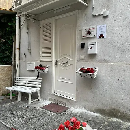La Rosa דירה